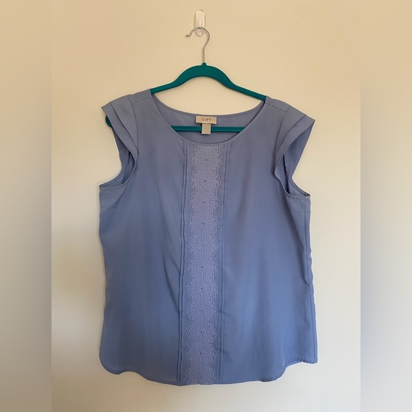 Ann Taylor LOFT Baby Blue Embroider Detail Top - Size L - Picture 1 of 5